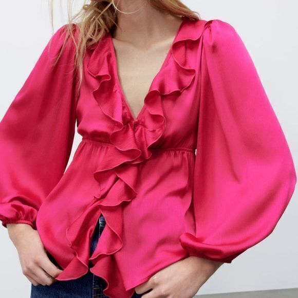 NEW ZARA‎ WOMAN SIZE L RUFFLED BLOUSE TOP FUCHSIA V NECK LONG SLEEVE - Picture 1 of 8